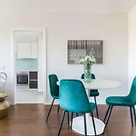 Amazing Flat - Pool And Parking * Лиссабон