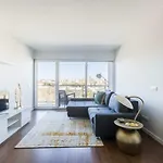 Appartement Amazing Flat - Pool And Parking